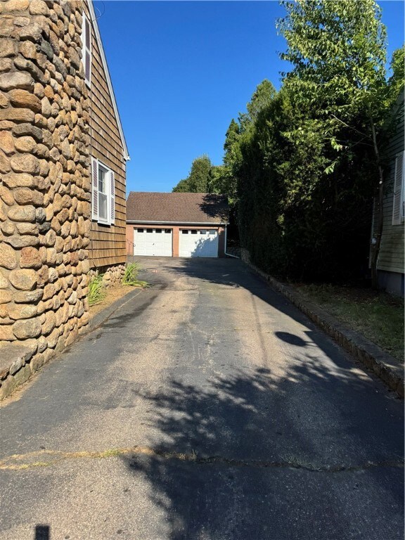 55 Ward Ave, Westerly, RI 02891 - photo 3