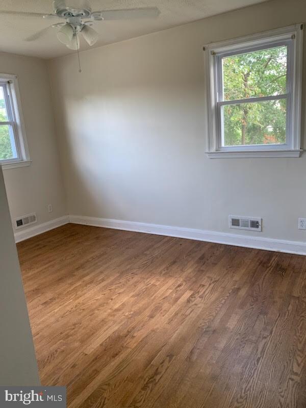 5621 Mcclean Blvd, Baltimore, MD 21214 - photo 4