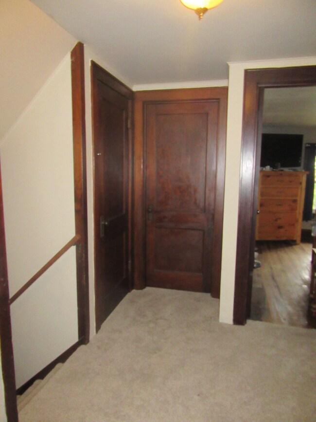 1055 E 2300 Rd N, Danforth, IL 60930 - photo 2