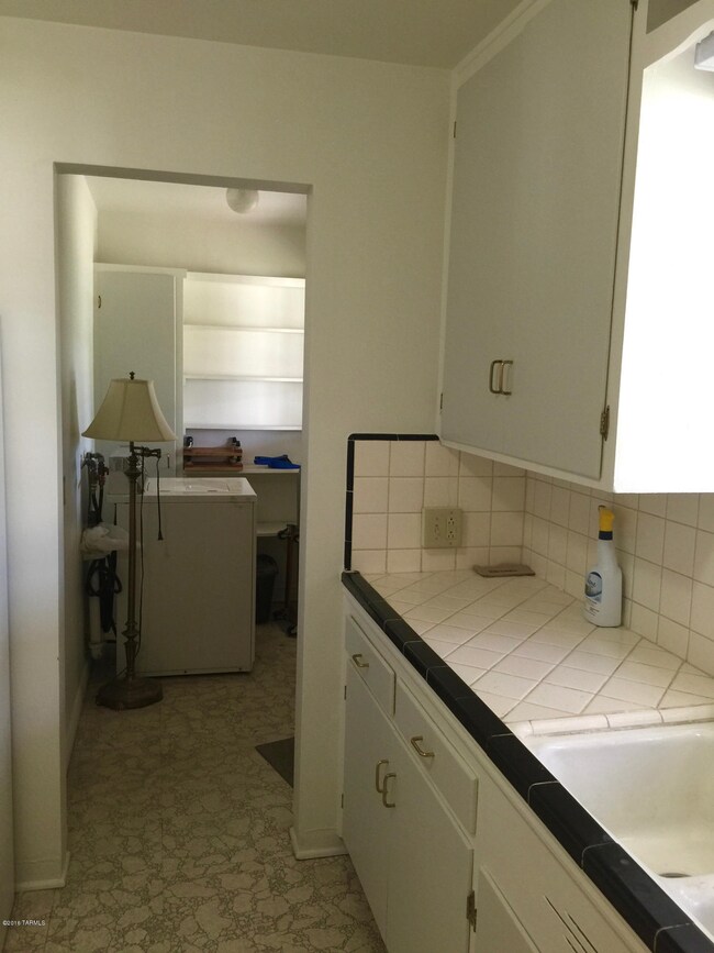 4460 E Timrod St, Tucson, AZ 85711 - photo 6