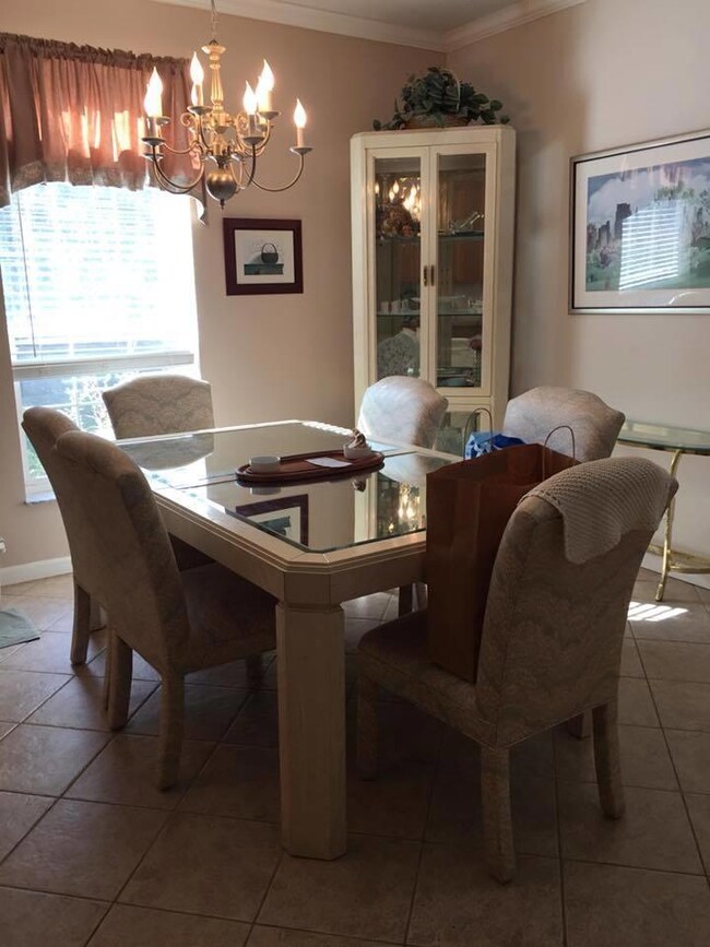 46760241_893776220826429_372673458004924