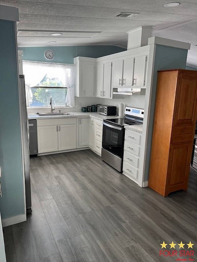 14236 Muirfield Dr, Orlando, FL 32826 - photo 2