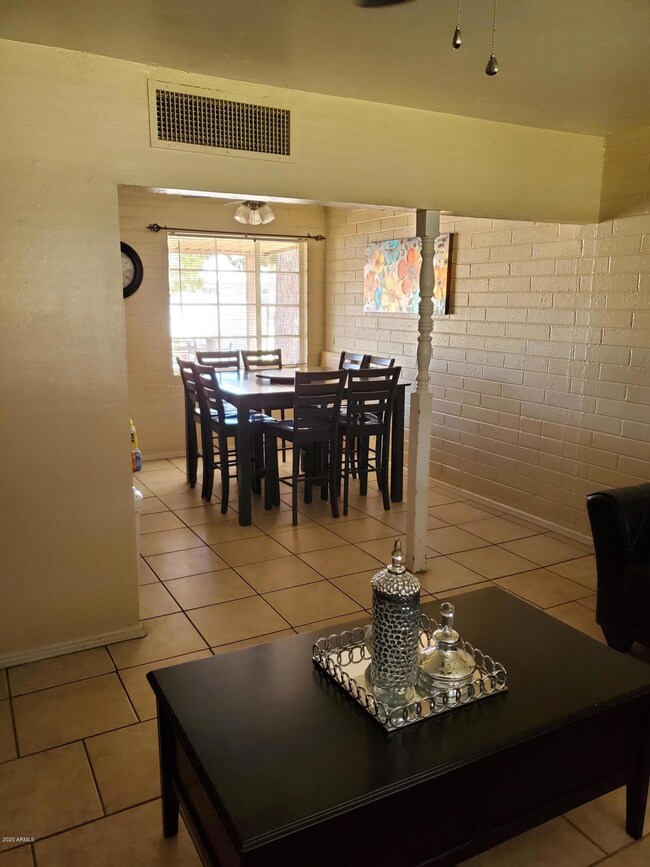 931 S Sirrine, Mesa, AZ 85210 - photo 4