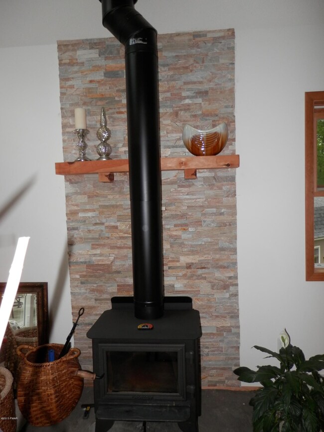 8 Canoochee Ct, Lake Ariel, PA 18436 - photo 6