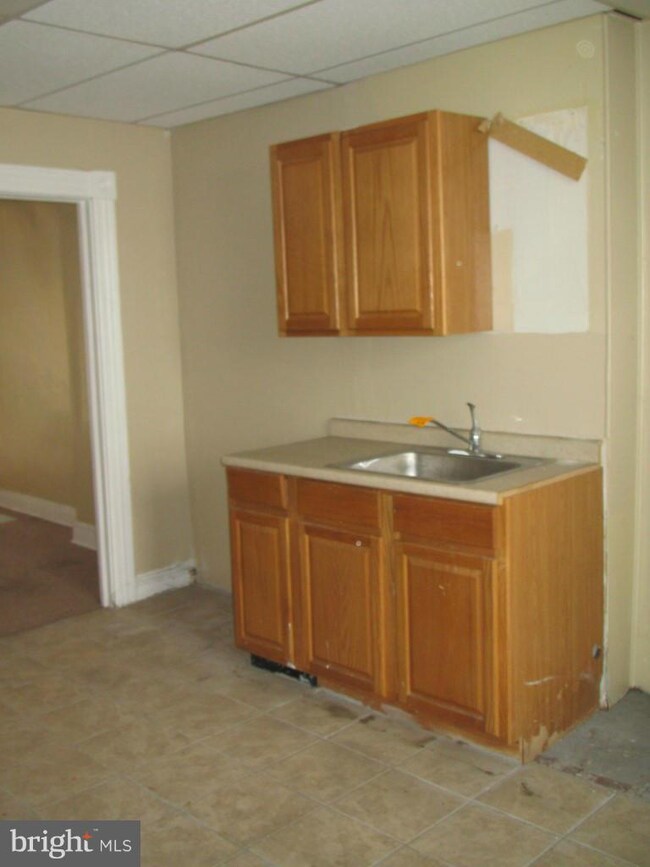 2712 E Monument St, Baltimore, MD 21205 - photo 4