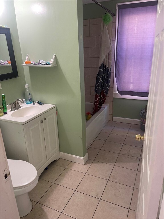 993 Social St, Woonsocket, RI 02895 - photo 5