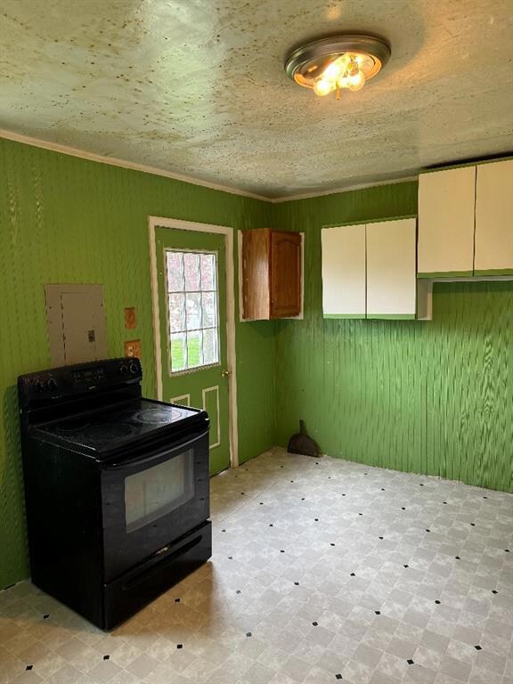 1506 K St SW, Cedar Rapids, IA 52404 - photo 4