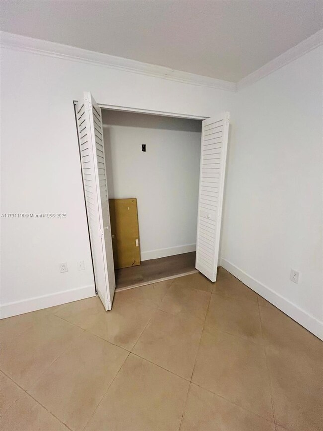 5766 SW 149th Place unit B, Miami, FL 33193 - photo 7