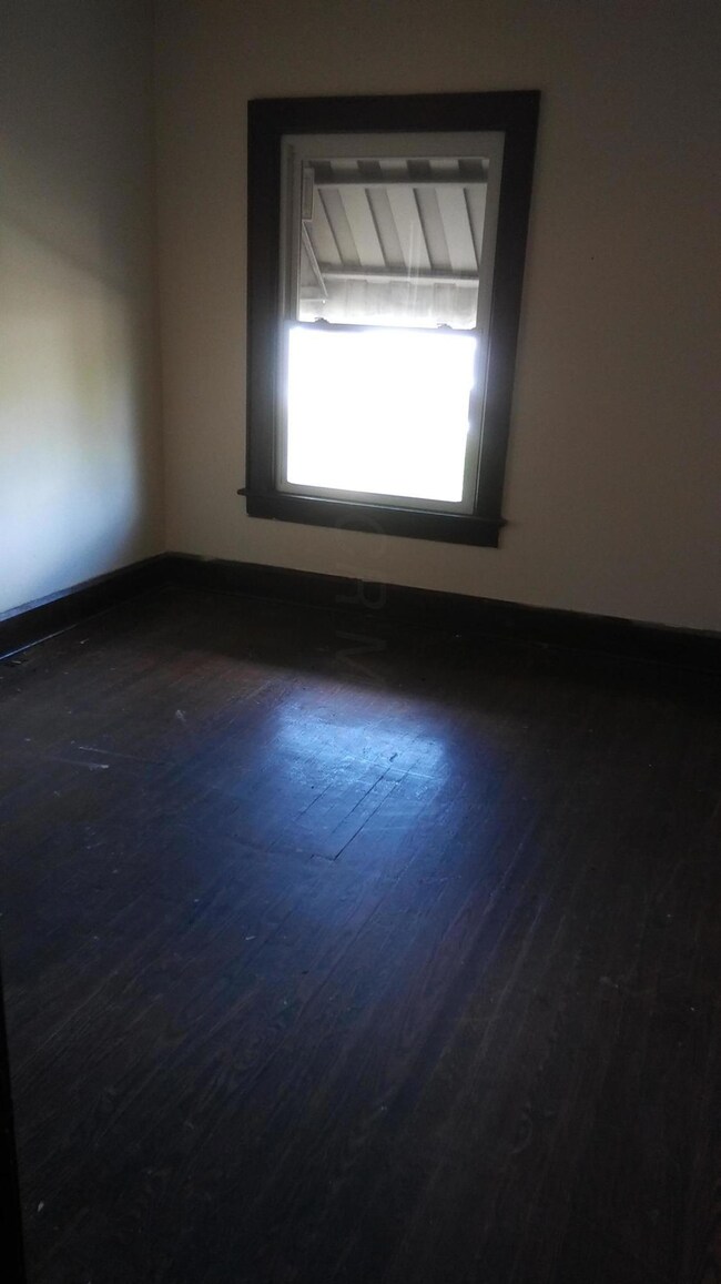 829 Gilbert - BR1