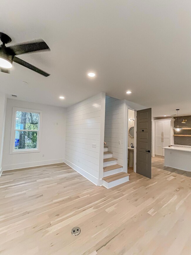 Living Area 2
