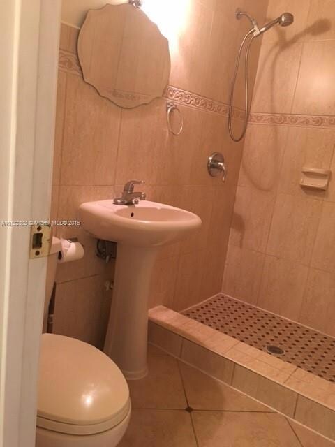 3611 NW 100th St, Miami, FL 33147 - photo 4