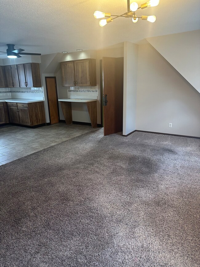 94 Thompson St unit 3rd floor, New Haven, CT 06511 - photo 7