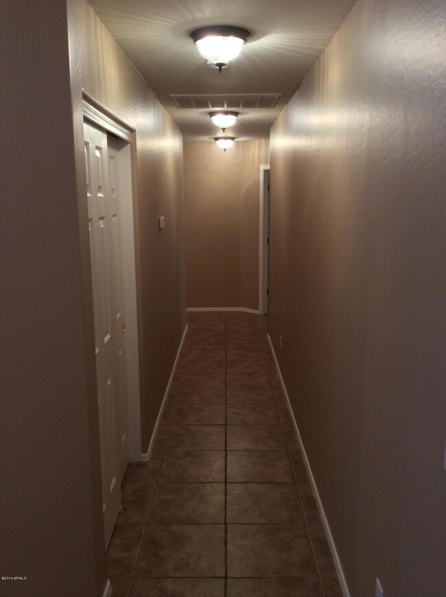 8621 E Olla Ave, Mesa, AZ 85212 - photo 4