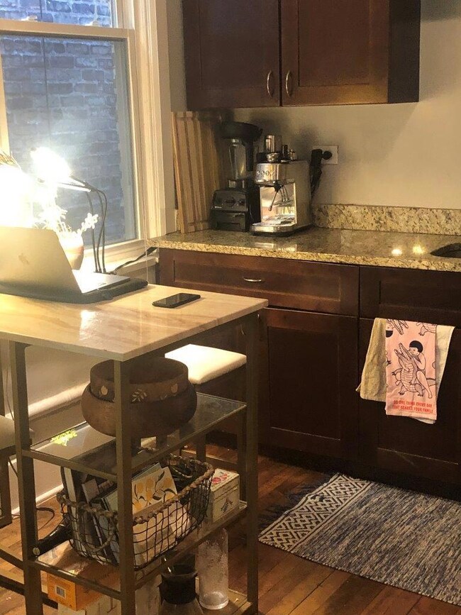 2245 W Shakespeare Ave unit 2F, Chicago, IL 60647 - photo 6