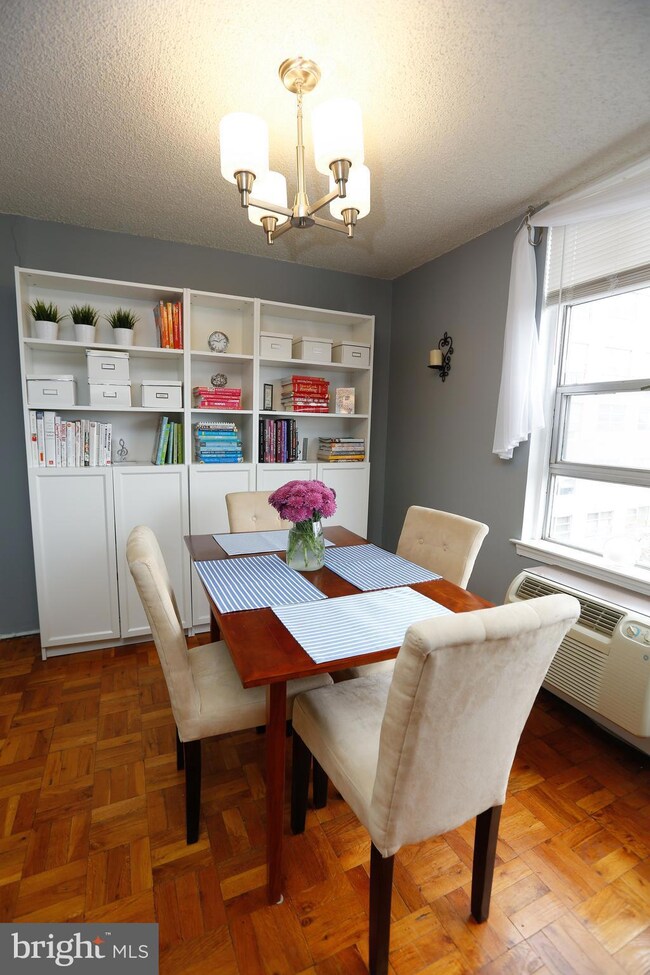 Radnor House unit 712, Bryn Mawr, PA 19010 - photo 6