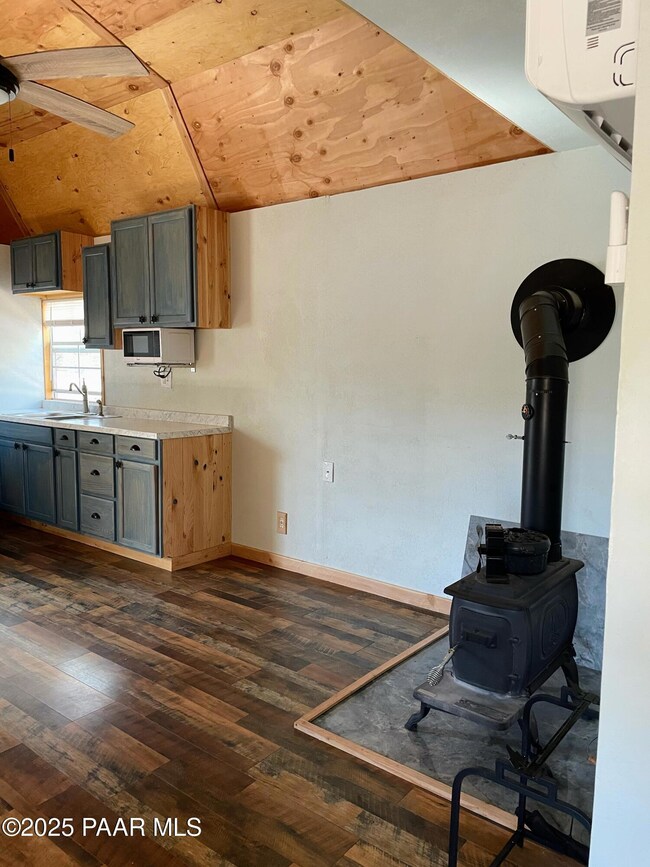 211 Ricochet Way, Ash Fork, AZ 86320 - photo 6