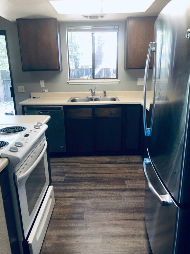 Kitchen 2