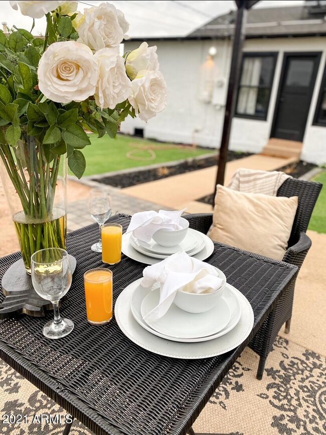 1629 E Brill St, Phoenix, AZ 85006 - photo 4