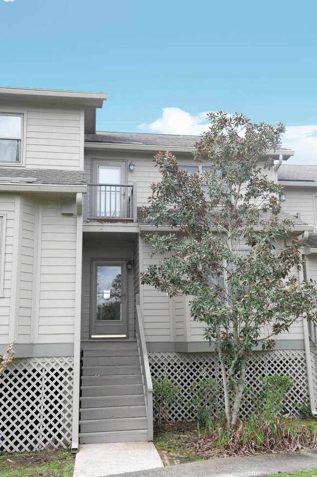 143 River Breeze Dr
