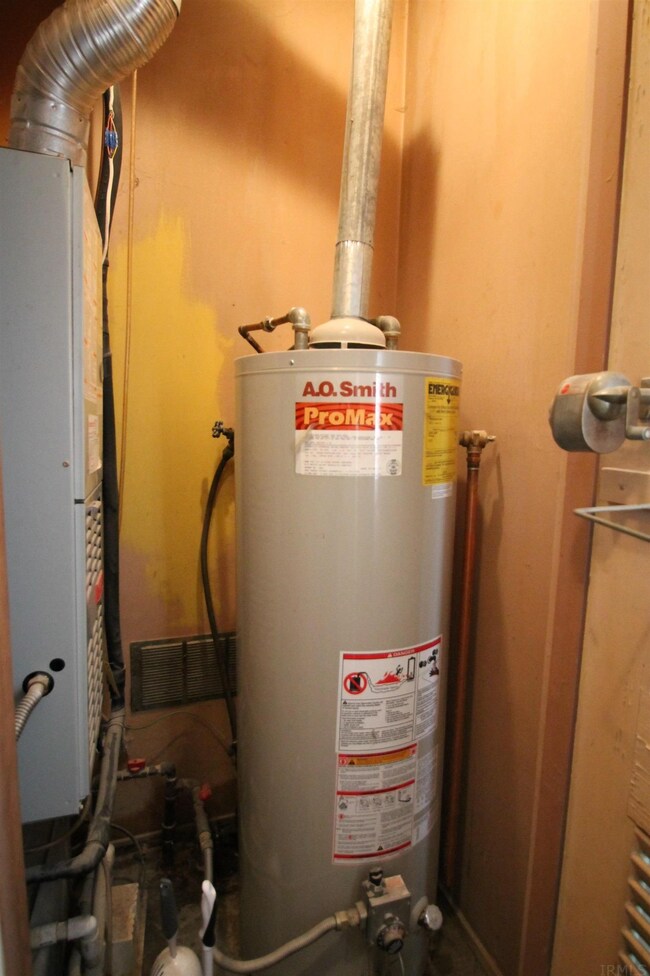 3235 S Koldyke Dr, Marion, IN 46953 - photo 4