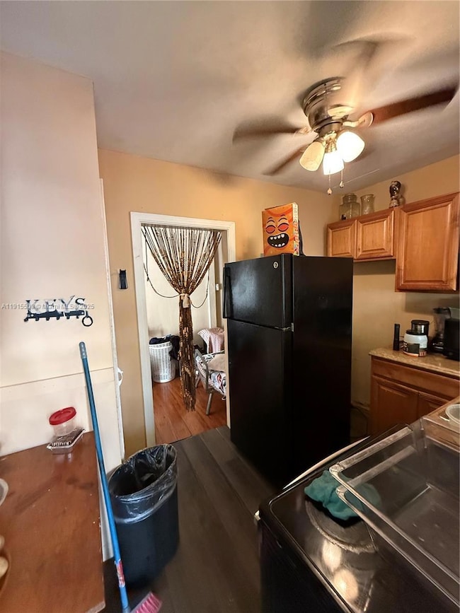 551 NE 133rd St, North Miami, FL 33161 - photo 3