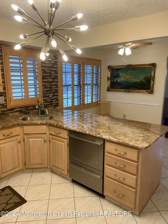 Plantation shutters
