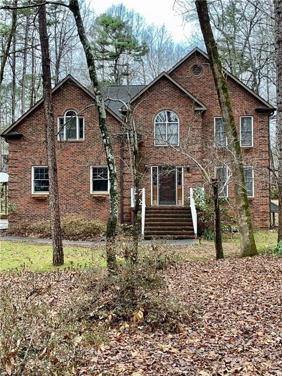 311 Holyoke Rd, Greensboro, NC 27406 - photo 2