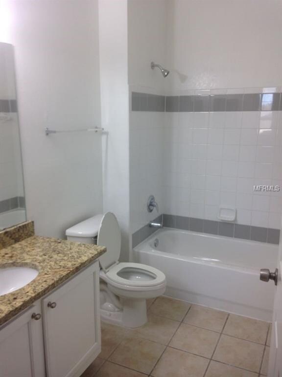 6412 Queens Borough Ave unit 308, Orlando, FL 32835 - photo 5
