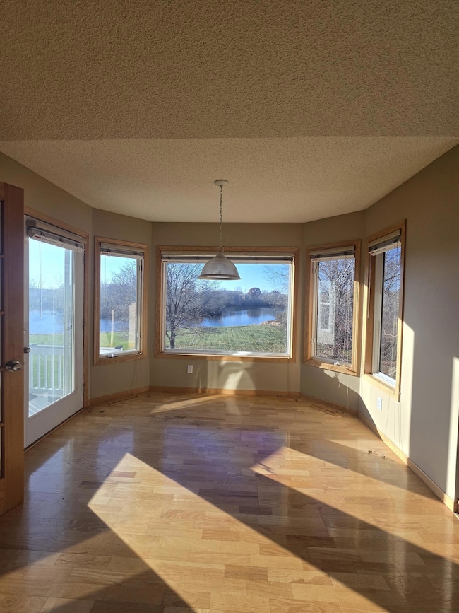 8798 Dunkirk Ct NE, Minneapolis, MN 55449 - photo 3