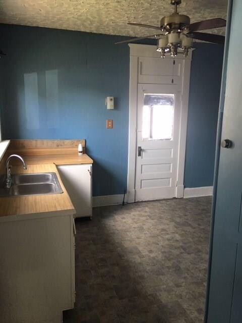 207 S Walnut St, Edinburgh, IN 46124 - photo 6