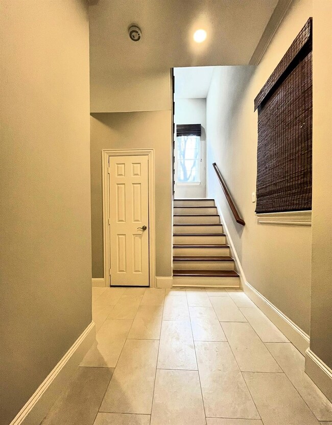 5815 Lewis St, Dallas, TX 75206 - photo 3