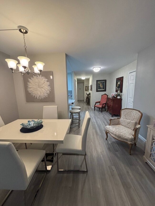 The Bay Club unit 10U, Bayside, NY 11360 - photo 6