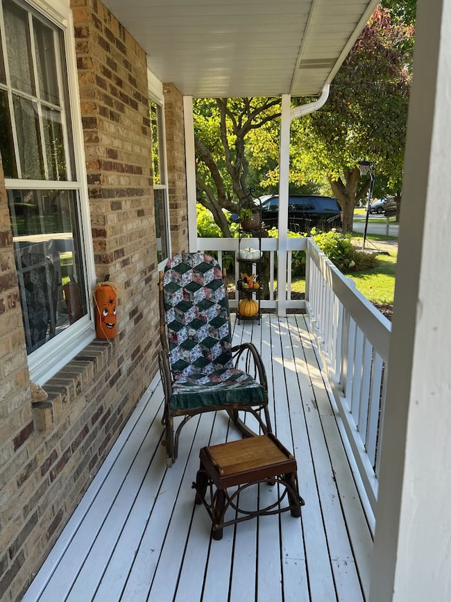 1120 Colgate Ct, Naperville, IL 60565 - photo 5