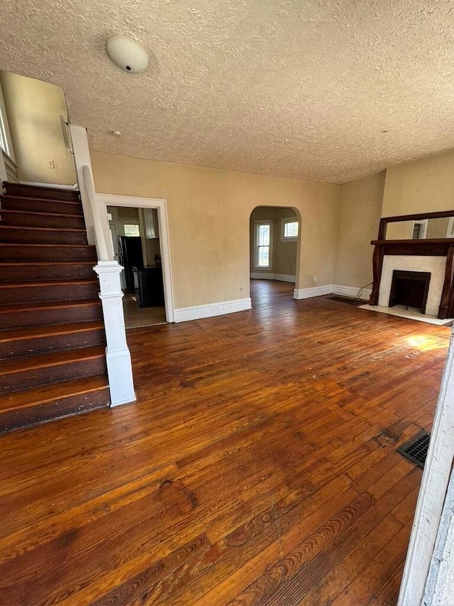 A454C578-9D95-42D4-8A06-28658FA97B75_1_1