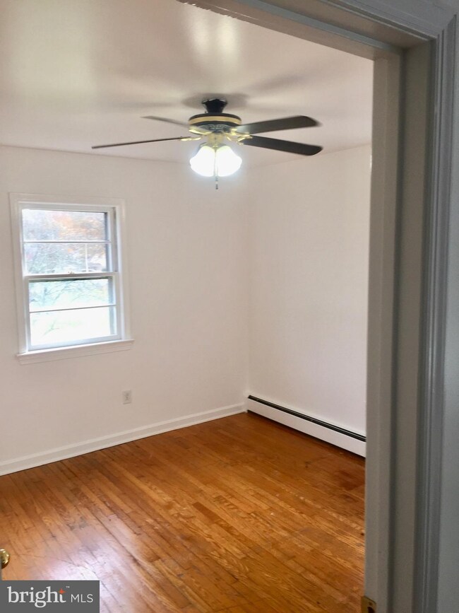 5106 Dumfries Rd, Warrenton, VA 20187 - photo 6