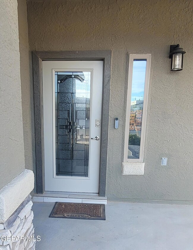 13713 Olney Ave, Horizon City, TX 79928 - photo 3