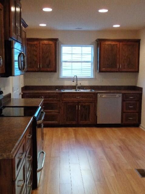 1834 Lakin Ln, Columbia, TN 38401 - photo 3