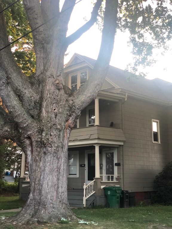 22 Sachem St, Chicopee, MA 01013 - photo 4