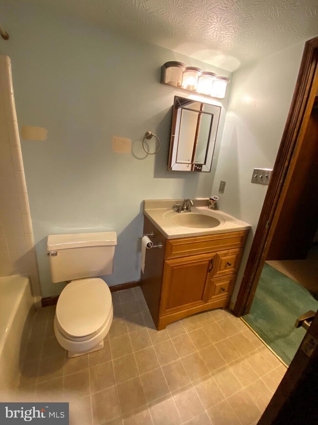 44763 Woodlake Ct unit 2A, California, MD 20619 - photo 6