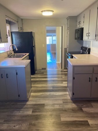 449 Reed Ave, Windsor Locks, CT 06096 - photo 5