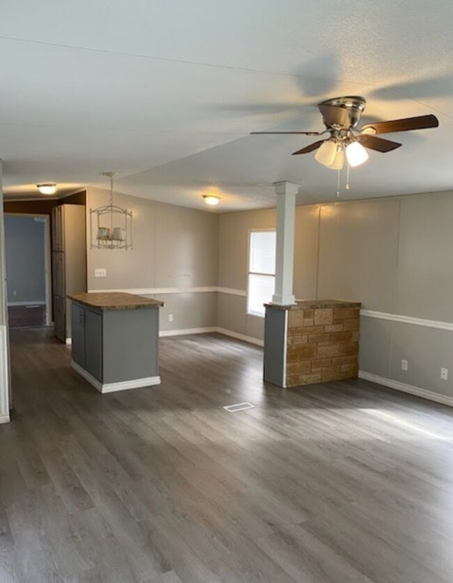 235 R-4401, Dayton, TX 77535 - photo 4