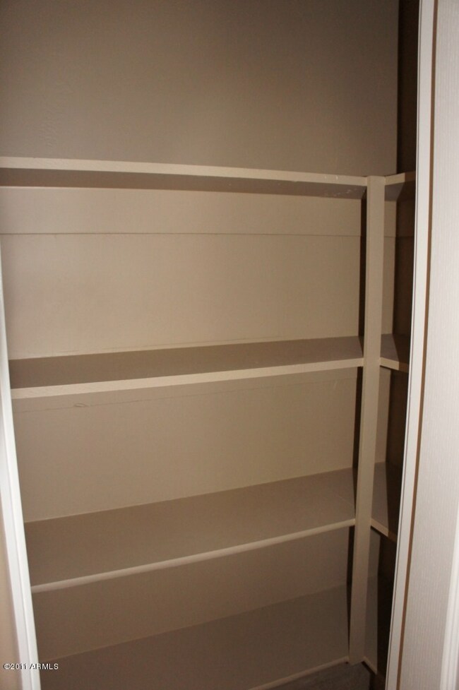 Walk-in Pantry