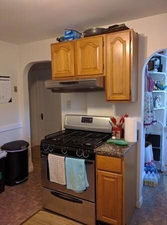 73 Maynard St unit 73, Arlington, MA 02474 - photo 3