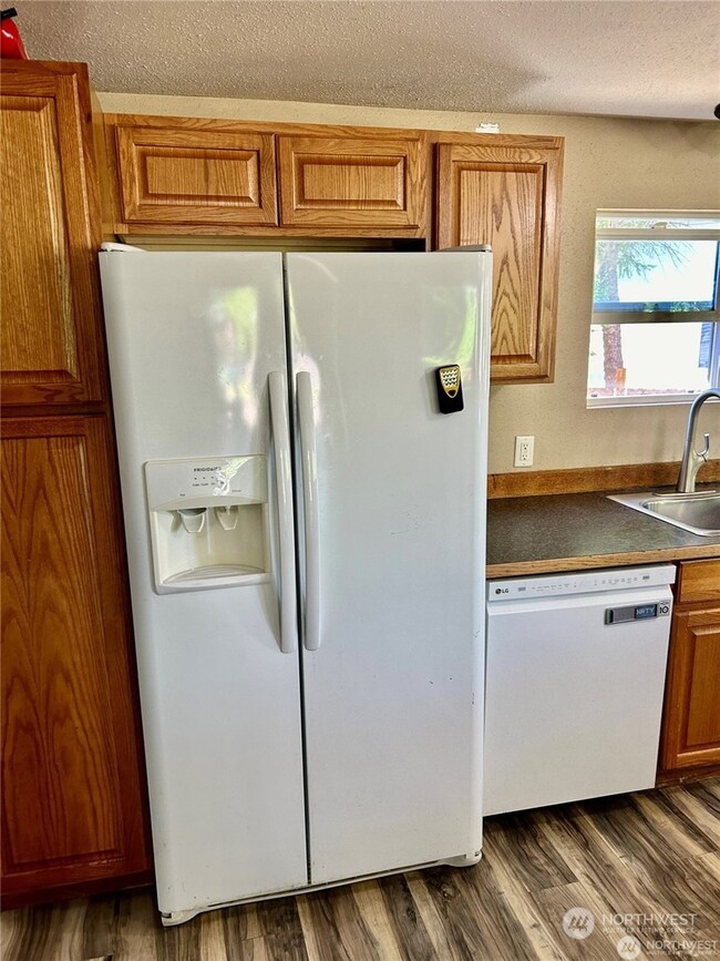 8925 Pepperidge Ln SE, Yelm, WA 98597 - photo 6