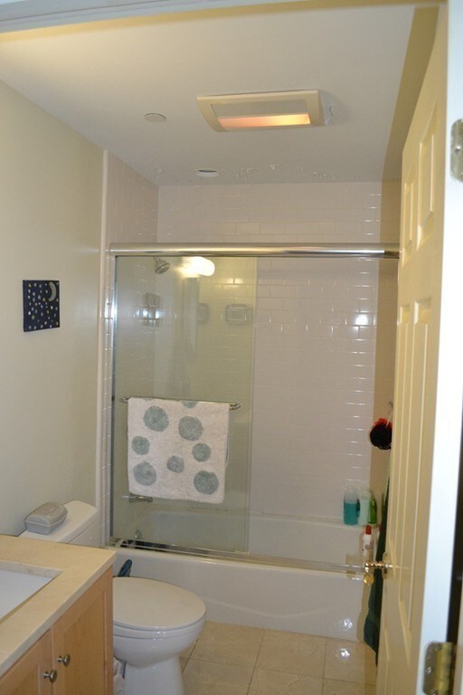 868 Highland Ave unit 201, Needham Heights, MA 02494 - photo 4