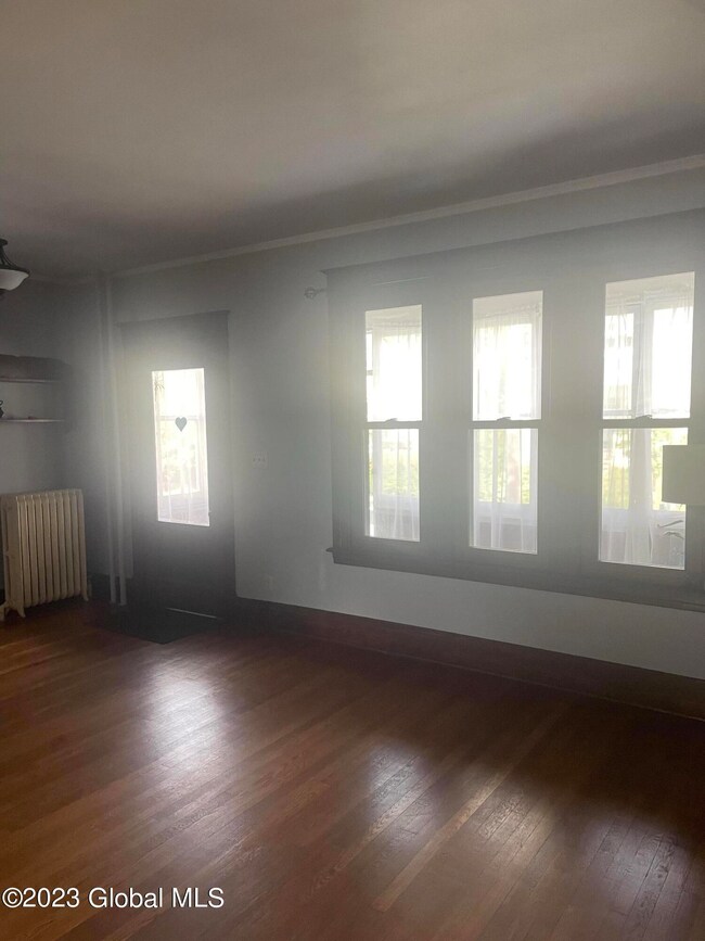 822 Lancaster St, Albany, NY 12203 - photo 5