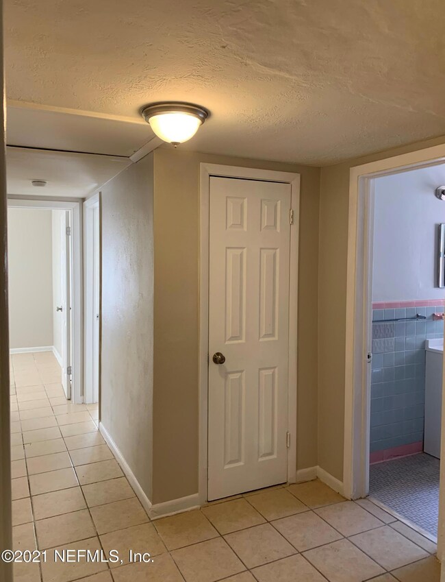 1119 Lake Shore Blvd, Jacksonville, FL 32205 - photo 7