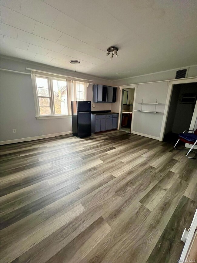 1612-1616 Route 9w unit 20, Marlboro, NY 12542 - photo 2