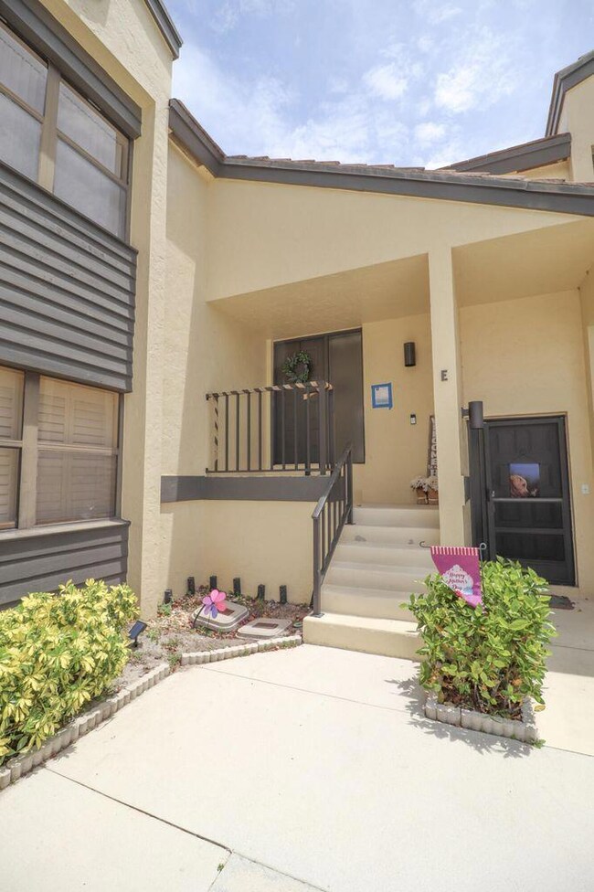 3961 SW Greenwood Way unit E, Palm City, FL 34990 - photo 4