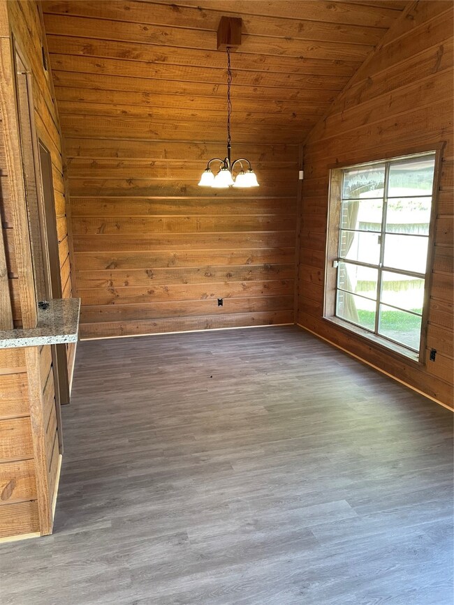 10419 White Clover Dr, Houston, TX 77089 - photo 5